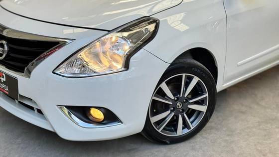 NISSAN VERSA 1.6 16V FLEXSTART UNIQUE 4P XTRONIC
